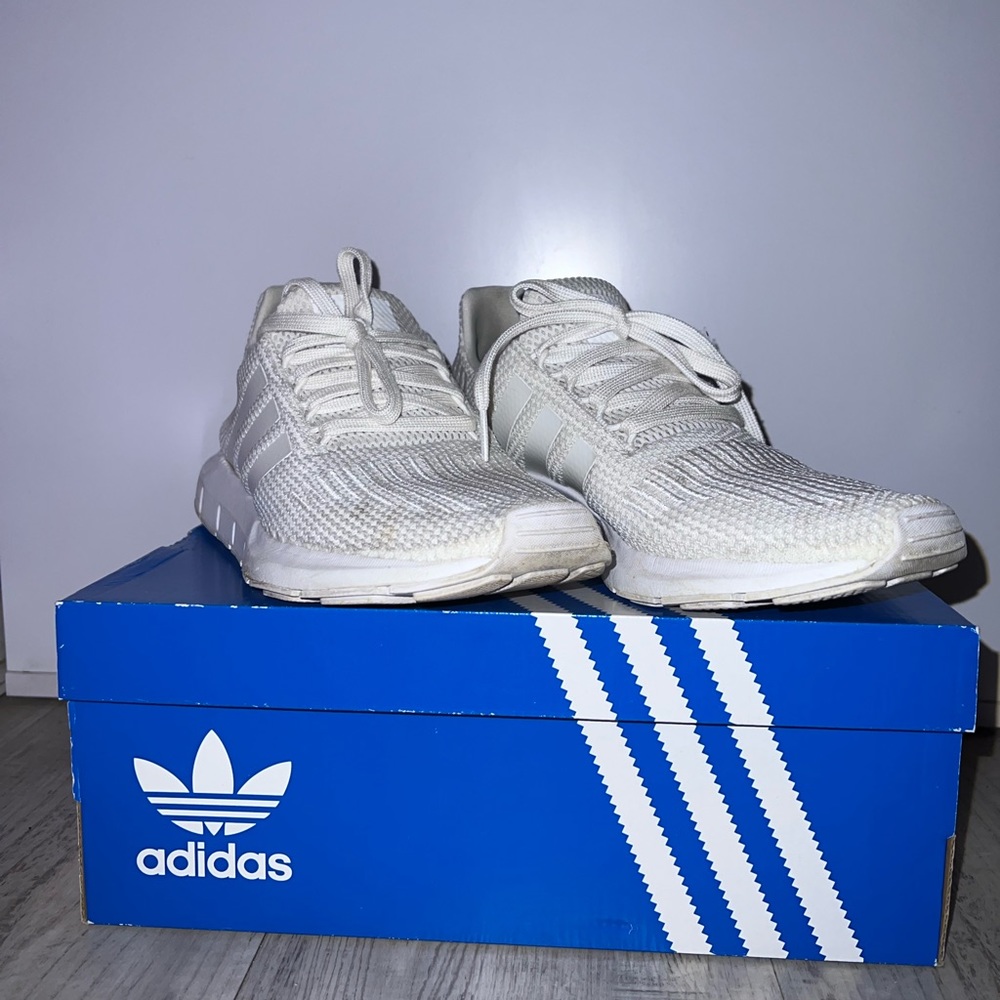Adidas white swift run shoes